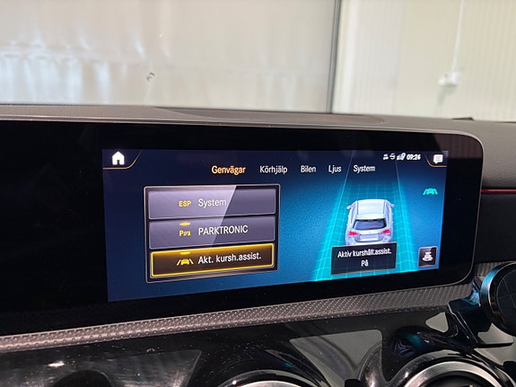 Mercedes-Benz A180 d 15 of 18