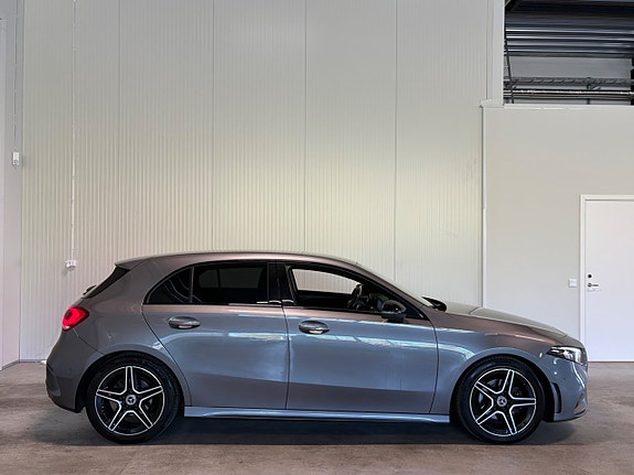 Mercedes-Benz A180 d 2 of 18