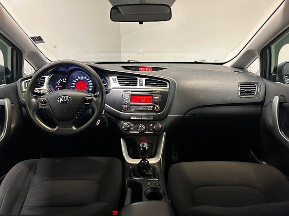 Kia Ceed 9 of 18