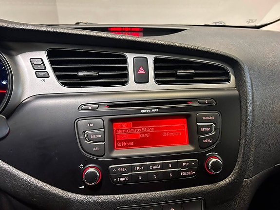 Kia Ceed 15 of 18