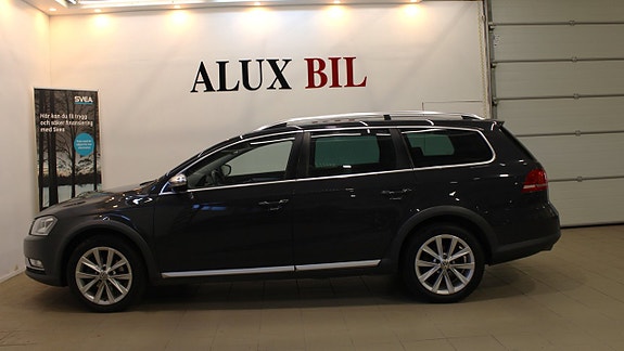 Volkswagen Passat Alltrack 10 of 17