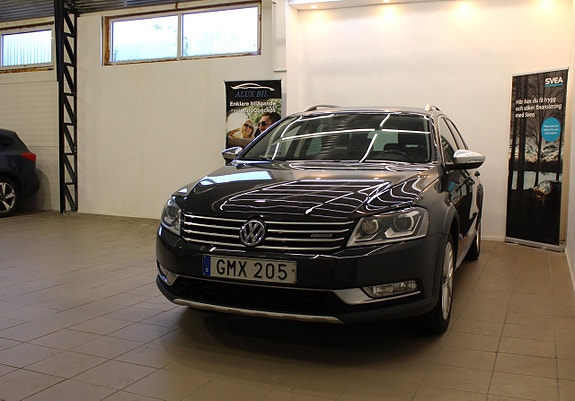 Volkswagen Passat Alltrack 4 of 17