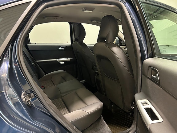 Volvo S40 13 of 20