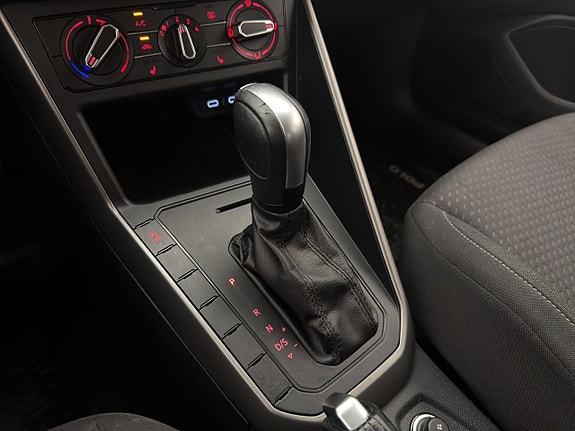 Volkswagen Polo 19 of 26