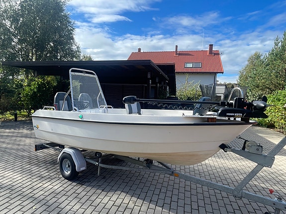 Askeladden 430SL – Yamaha 30 kW, Minn Kota, Garmin & trailer 2 of 17
