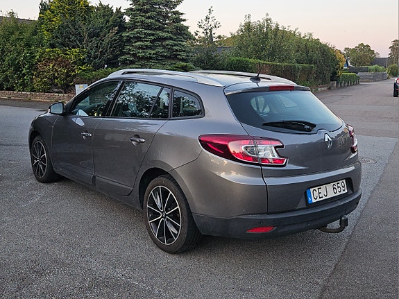 Renault Megane III 3 of 5