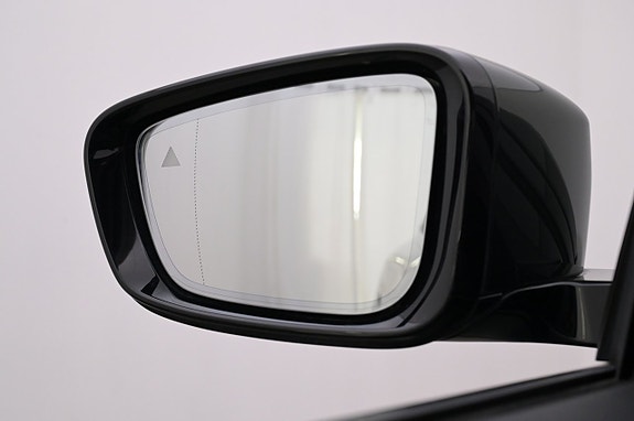 BMW i4 20 of 27