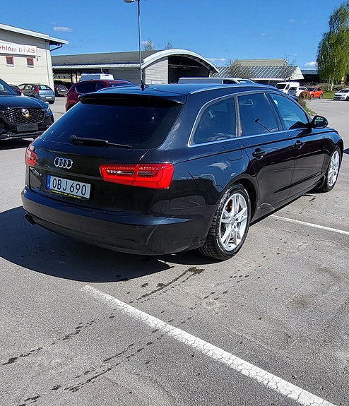 Audi A6 4 of 8