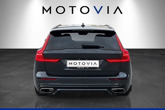 Volvo V60 5 of 23