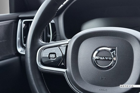 Volvo V60 16 of 23