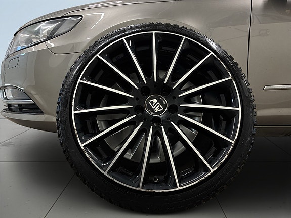 Volkswagen CC 11 of 22