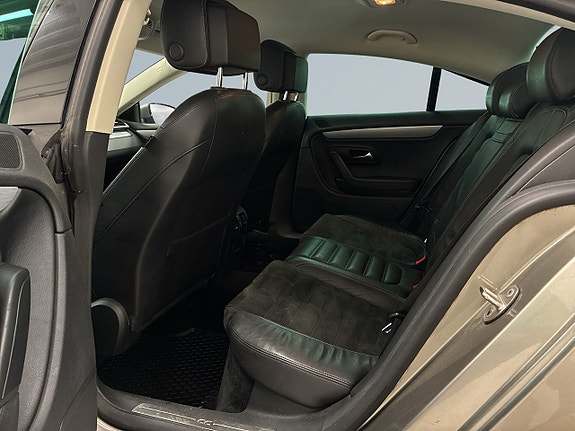 Volkswagen CC 21 of 22