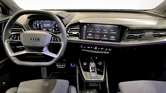 Audi Q4 e-tron 10 of 19