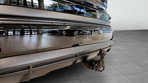 Audi Q4 e-tron 13 of 19