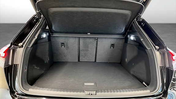 Audi Q4 e-tron 12 of 19