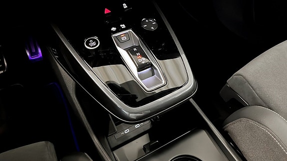 Audi Q4 e-tron 14 of 19