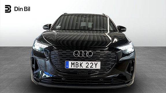 Audi Q4 e-tron 4 of 19