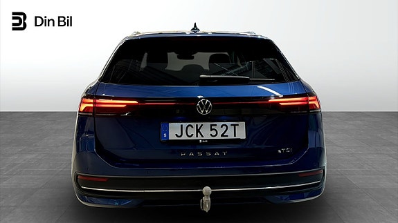 Volkswagen Passat 5 of 21