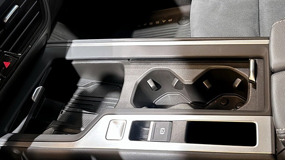 Volkswagen Passat 19 of 21