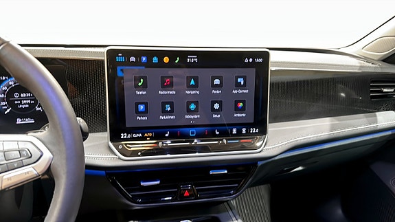 Volkswagen Passat 9 of 21