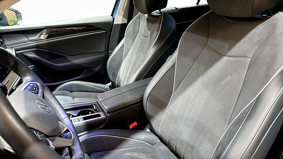Volkswagen Passat 8 of 21