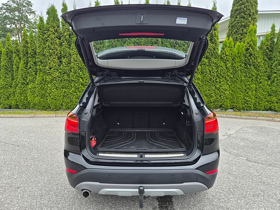 BMW X1 11 of 15