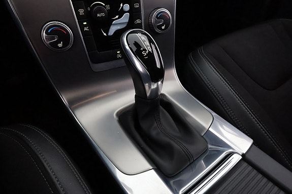 Volvo V60 23 of 26