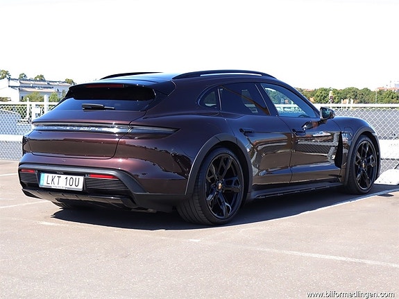 Porsche Taycan 4 4 of 27