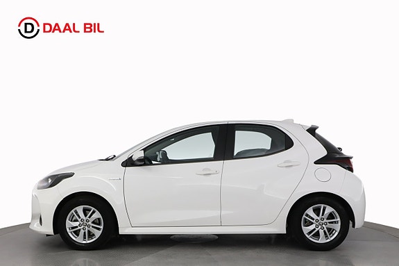 Toyota Yaris 9 of 24