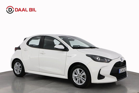 Toyota Yaris 4 of 24