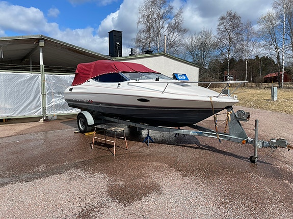 Bayliner 2252Capri 2 of 5