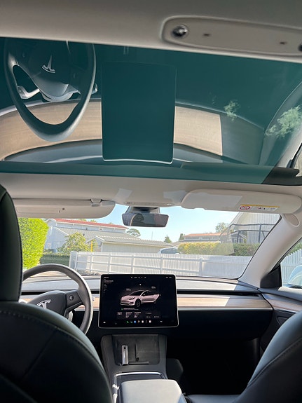 Tesla Model 3 5 of 10