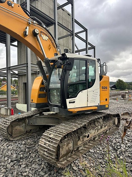 Liebherr R 926 Compact Makin 3D 2403 timmar 2 of 12