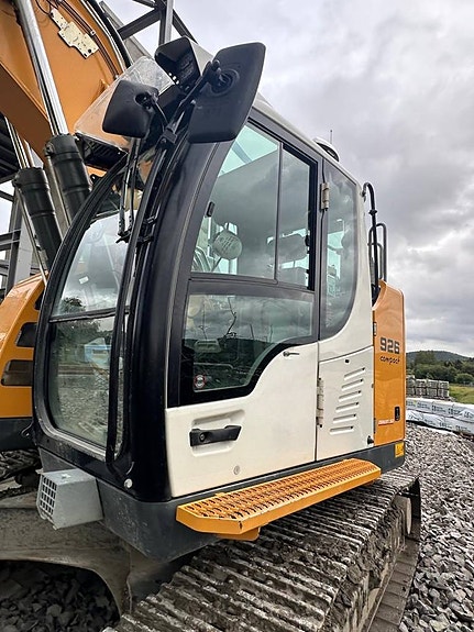 Liebherr R 926 Compact Makin 3D 2403 timmar 4 of 12