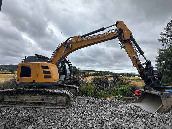 Liebherr R 926 Compact Makin 3D 2403 timmar 5 of 12