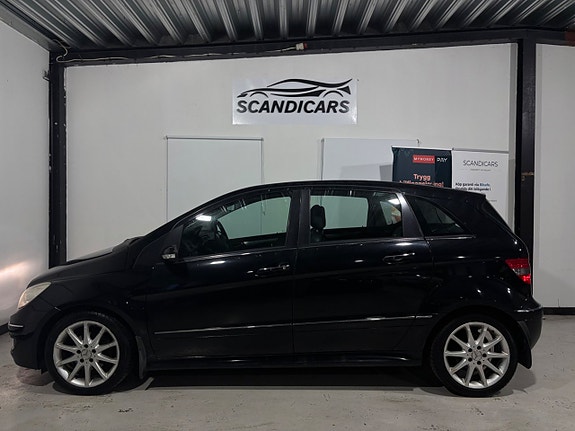 Mercedes-Benz B170 14 of 30