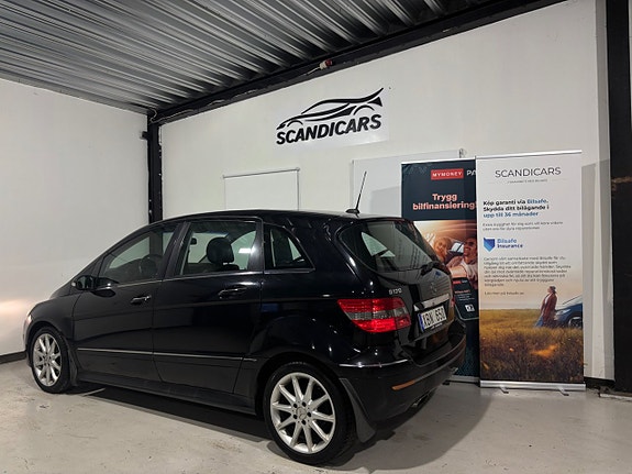 Mercedes-Benz B170 10 of 30