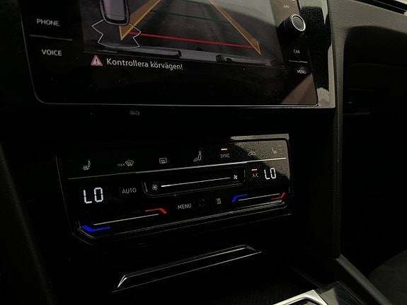 Volkswagen Arteon 25 of 30