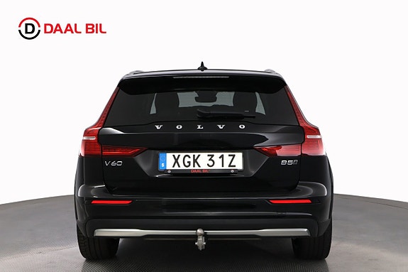 Volvo V60 Cross Country 7 of 27