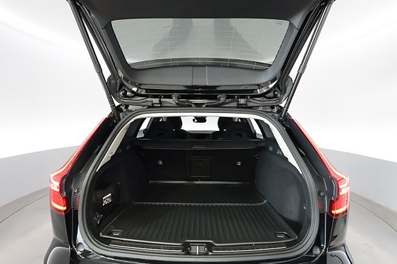 Volvo V60 Cross Country 26 of 27