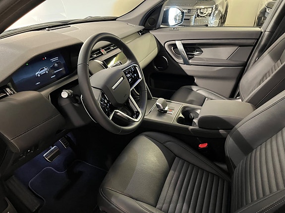Land Rover Discovery Sport 8 of 12