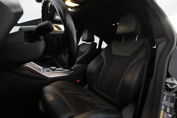 BMW i4 13 of 30