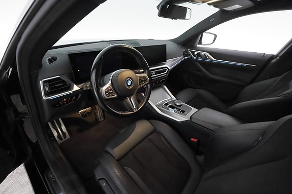 BMW i4 14 of 30