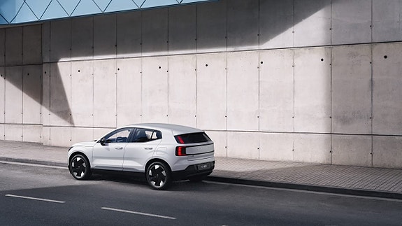Volvo EX30 14 of 30
