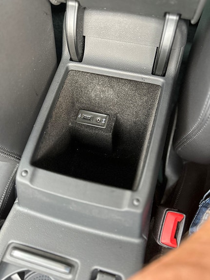 Volkswagen Passat 17 of 27