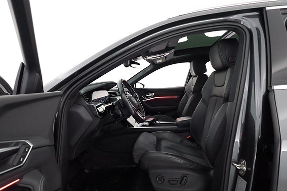 Audi Q8 10 of 29