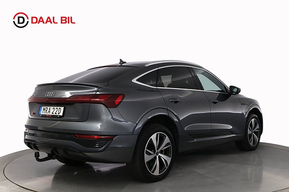 Audi Q8 6 of 29