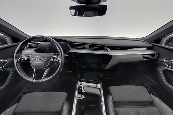 Audi Q8 13 of 29