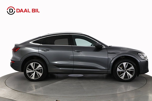 Audi Q8 5 of 29