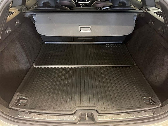 Volvo V60 Cross Country 11 of 13